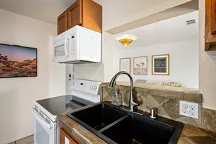 56575 Sunnyslope Dr, Yucca Valley, CA 92284 - Photo 9