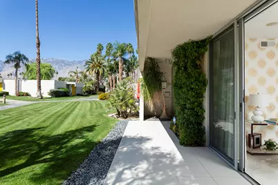 318 Desert Lakes Drive, Palm Springs, CA 92264 - Photo 13