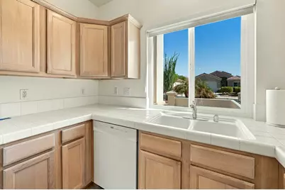 36583 Monarch Pass, Palm Desert, CA 92211 - Photo 15