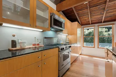 10335 Oletha Lane, Los Angeles, CA 90077 - Photo 17