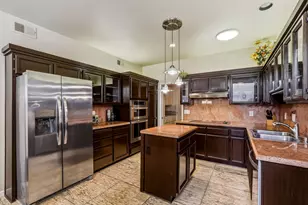 142 Lakeshore Dr, Rancho Mirage, CA 92270 - Photo 21