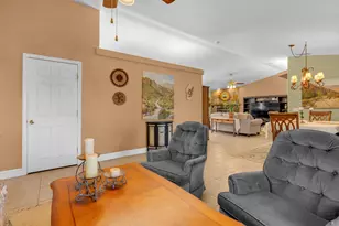 58253 Carlyle Dr, Yucca Valley, CA 92284 - Photo 9