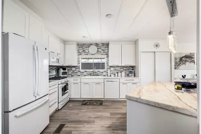38890 Desert Greens Drive W, Palm Desert, CA 92260 - Photo 11