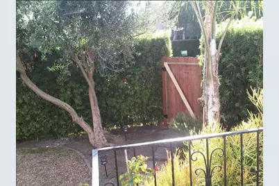 2227 Redondo Boulevard, Los Angeles, CA 90016 - Photo 3