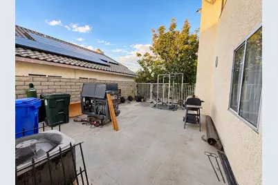 14809 Showhorse Lane, Victorville, CA 92394 - Photo 45