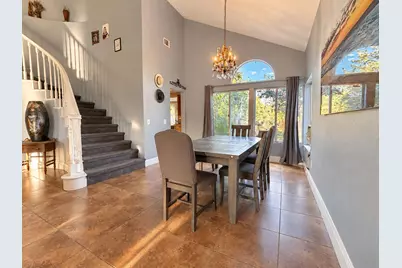 14809 Showhorse Lane, Victorville, CA 92394 - Photo 9