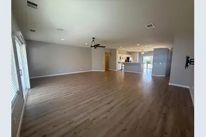8563 Mount Whitney Avenue, Desert Hot Springs, CA 92240 - Photo 7