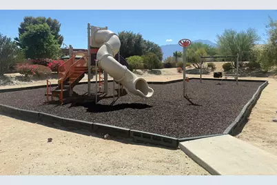 8563 Mount Whitney Avenue, Desert Hot Springs, CA 92240 - Photo 27