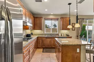 205 Paseo Vista Cir, Palm Desert, CA 92260 - Photo 21