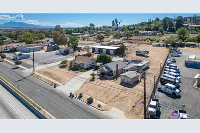 31731 Outer Highway 10, Yucaipa, CA 92399 - Photo 7