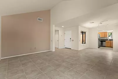 2345 Cherokee Way #86, Palm Springs, CA 92264 - Photo 9
