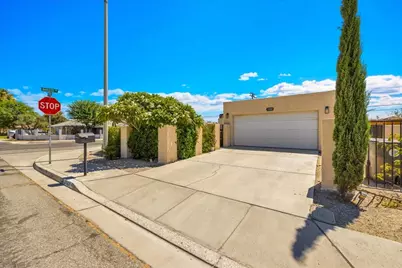 31520 Avenida El Mundo, Cathedral City, CA 92234 - Photo 3