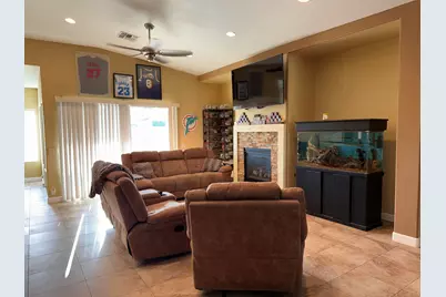 9371 Brookline Avenue, Desert Hot Springs, CA 92240 - Photo 11