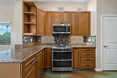 27325 Ventura Drive, Cathedral City, CA 92234 - Photo 9