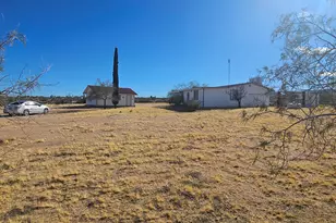56625 Valley View Rd, Landers, CA 92285 - Photo 13