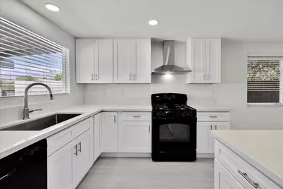 11565 Ambrosio Drive, Desert Hot Springs, CA 92240 - Photo 11