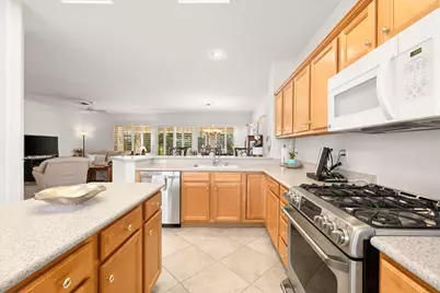 39295 Gainsborough Circle, Palm Desert, CA 92211 - Photo 13