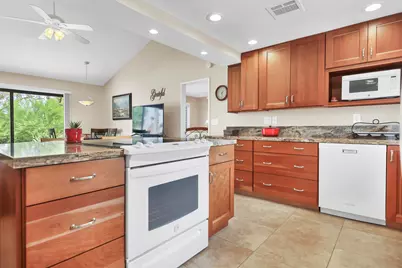 40360 Bay Hill Way, Palm Desert, CA 92211 - Photo 15