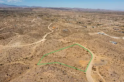 207 Serin Drive, Yucca Valley, CA 92284 - Photo 13