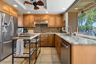 272 Tolosa Circle, Palm Desert, CA 92260 - Photo 13