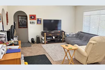 581 E Hoffer Street, Banning, CA 92220 - Photo 5