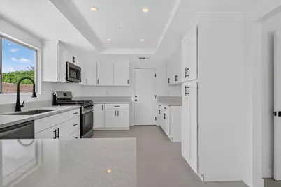 67715 Peineta Road, Cathedral City, CA 92234 - Photo 13