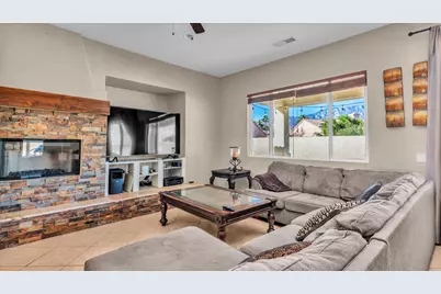 27651 Avenida Maravilla, Cathedral City, CA 92234 - Photo 9