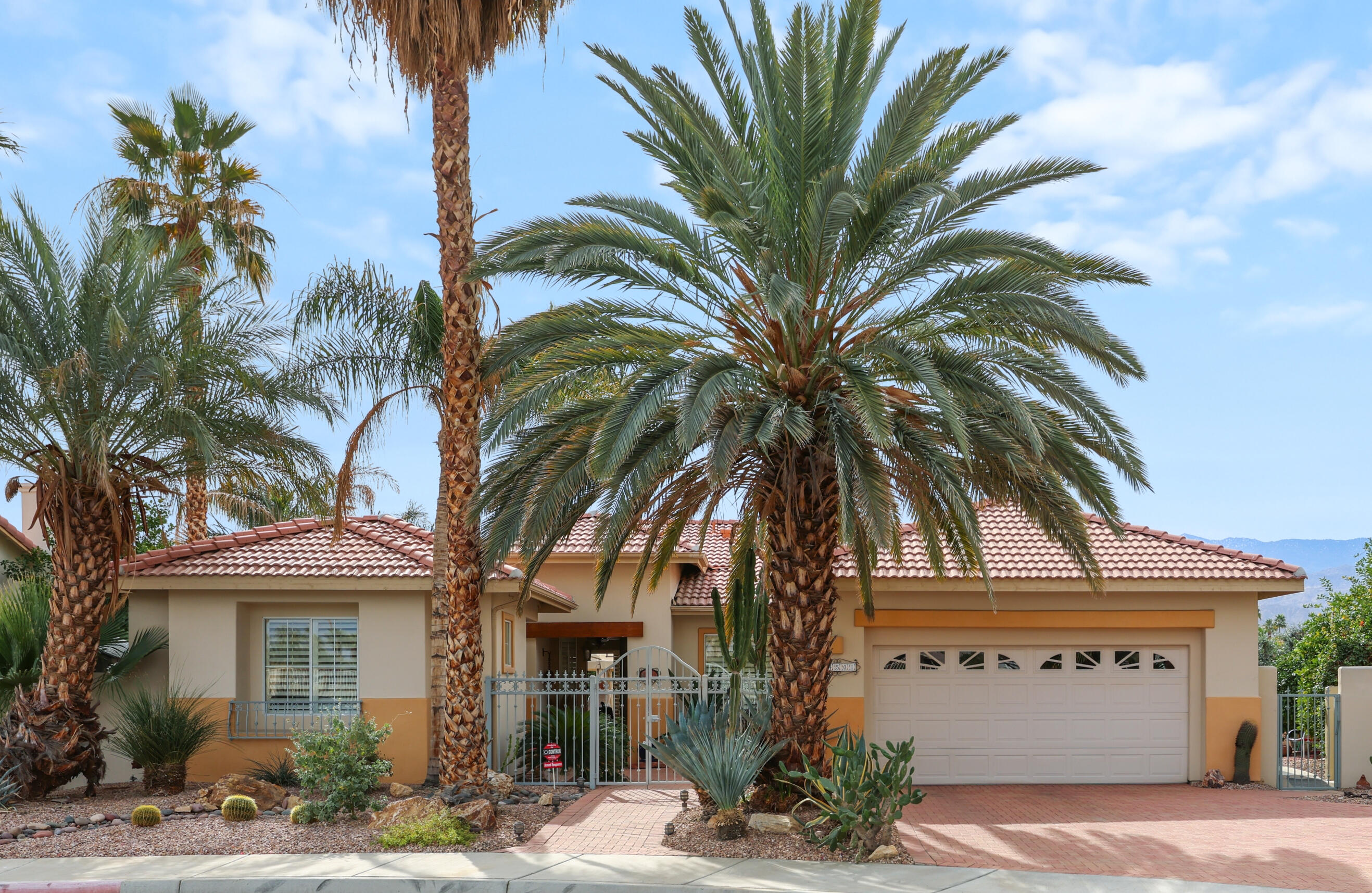 74501 Columbine Dr, Palm Desert, CA 92260 MLS 219072588 Coldwell Banker