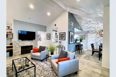 564 E Sunshine Circle, Palm Springs, CA 92264 - Photo 1