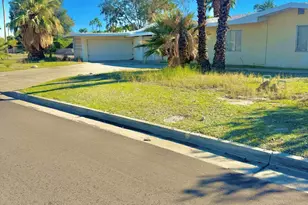 995 E Chia Rd, Palm Springs, CA 92262 - Photo 1