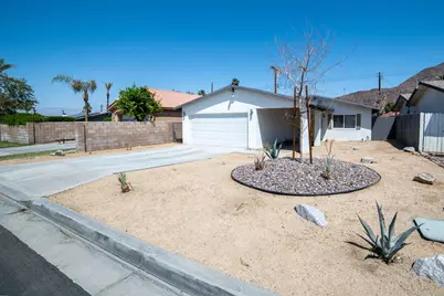 52880 Avenida Navarro, La Quinta, CA 92253 - Photo 1