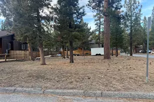 449 E Country Club Blvd, Big Bear City, CA 92314 - Photo 1