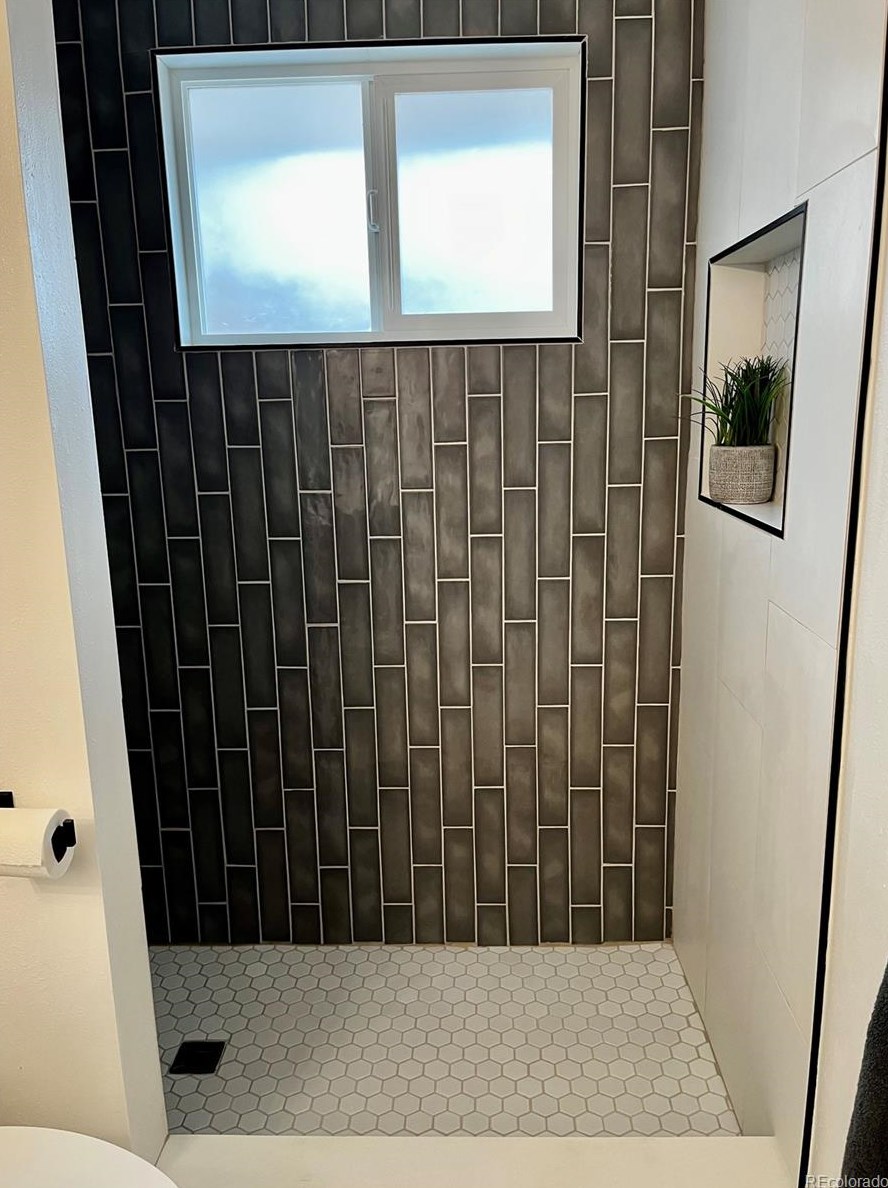 8345 69th Ave, Arvada CO  80004-1923 exterior