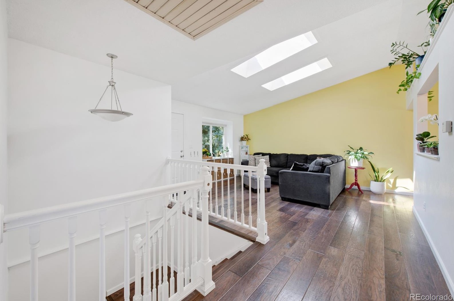 9935 Wagon Trl Dr, Littleton CO 80123-1955 exterior