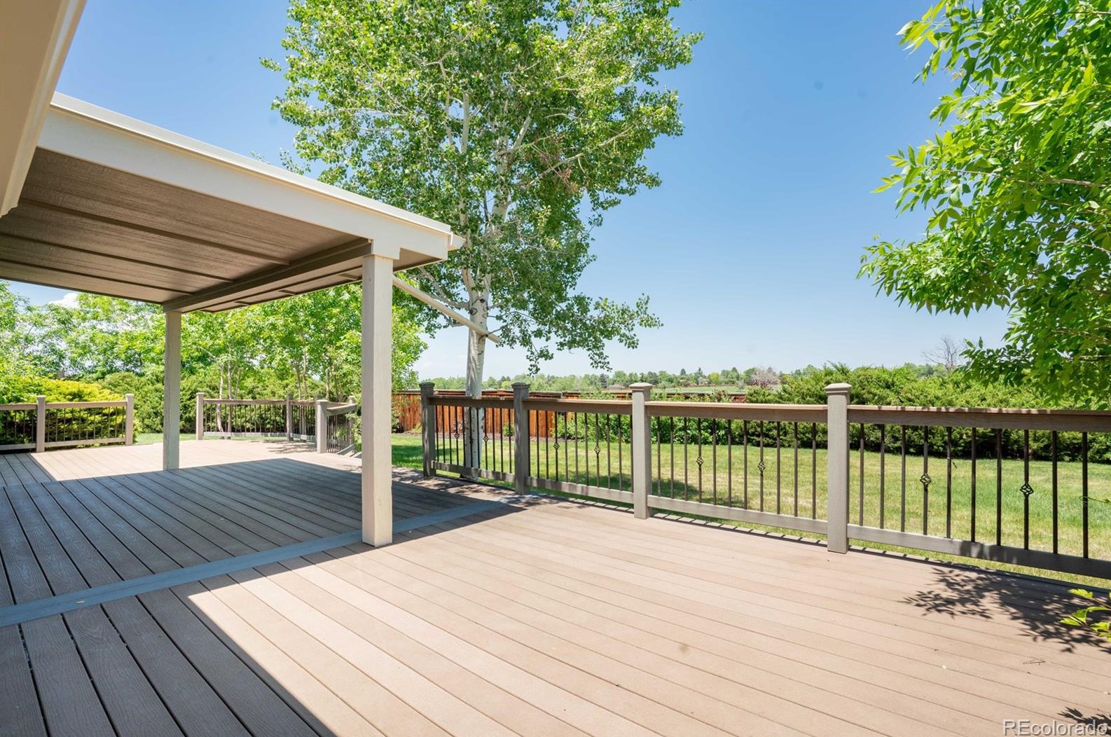 7706 Clermont Ct, Littleton CO  80122-3707 exterior