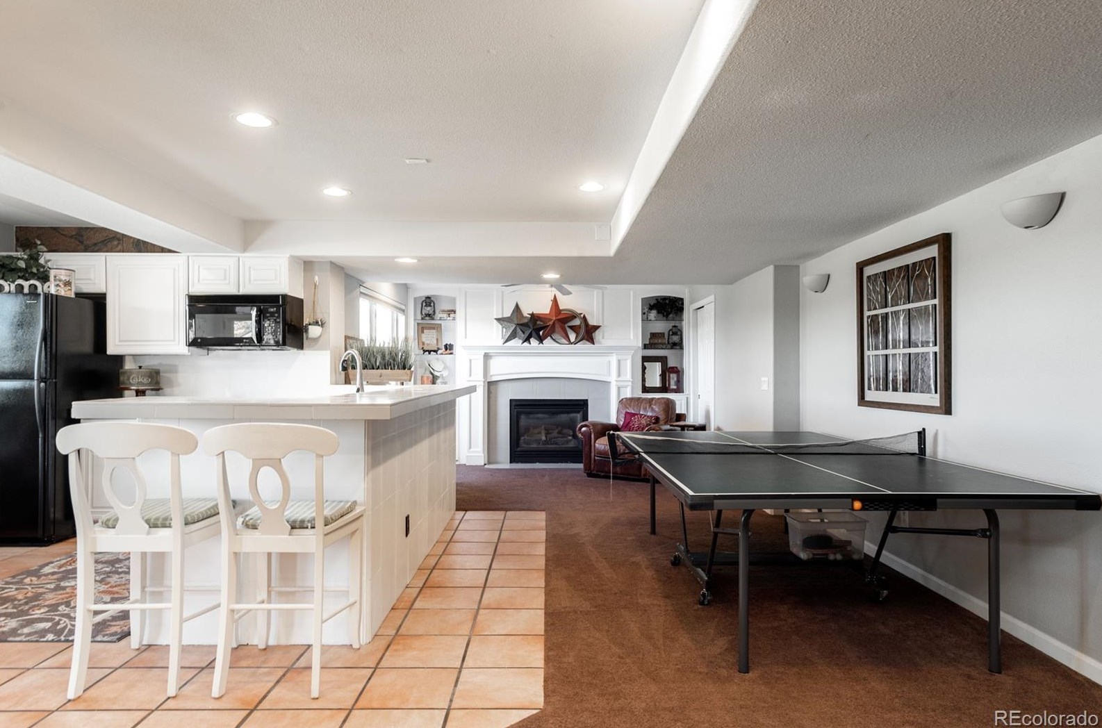 9461 Lark Sparrow Dr, Littleton CO 80126-5233 exterior