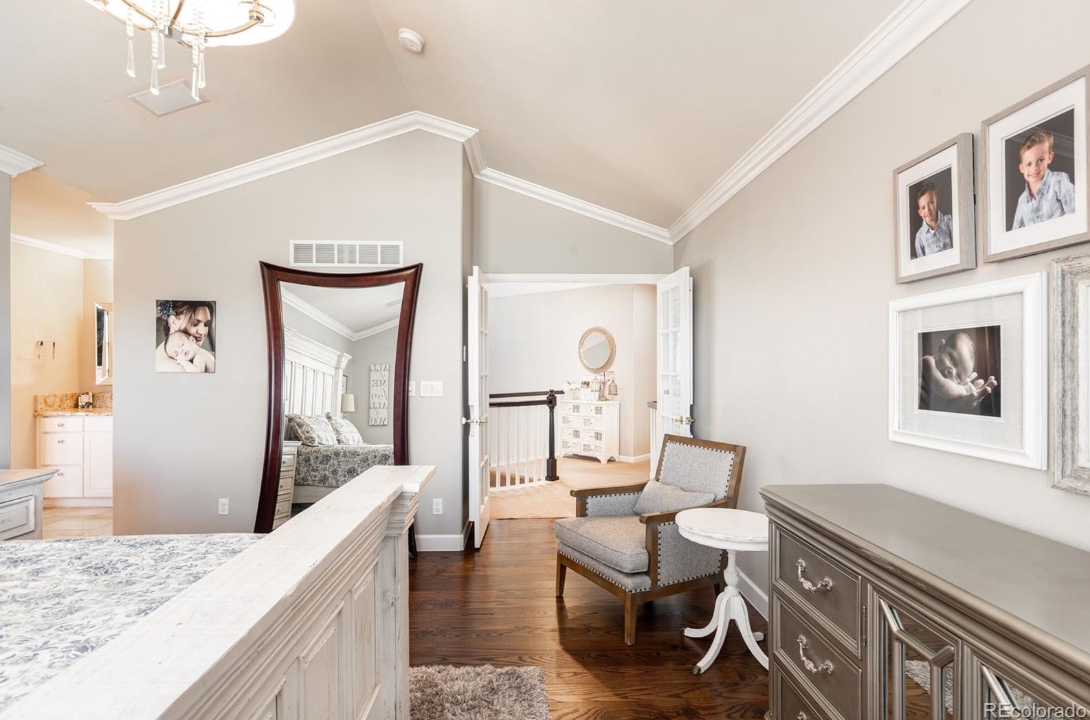 9461 Lark Sparrow Dr, Littleton CO 80126-5233 exterior