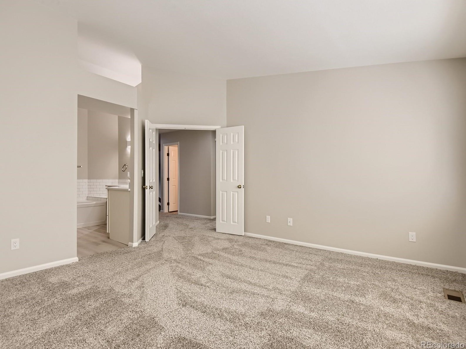 9151 Cactus Ct, Littleton CO  80124-3050 exterior