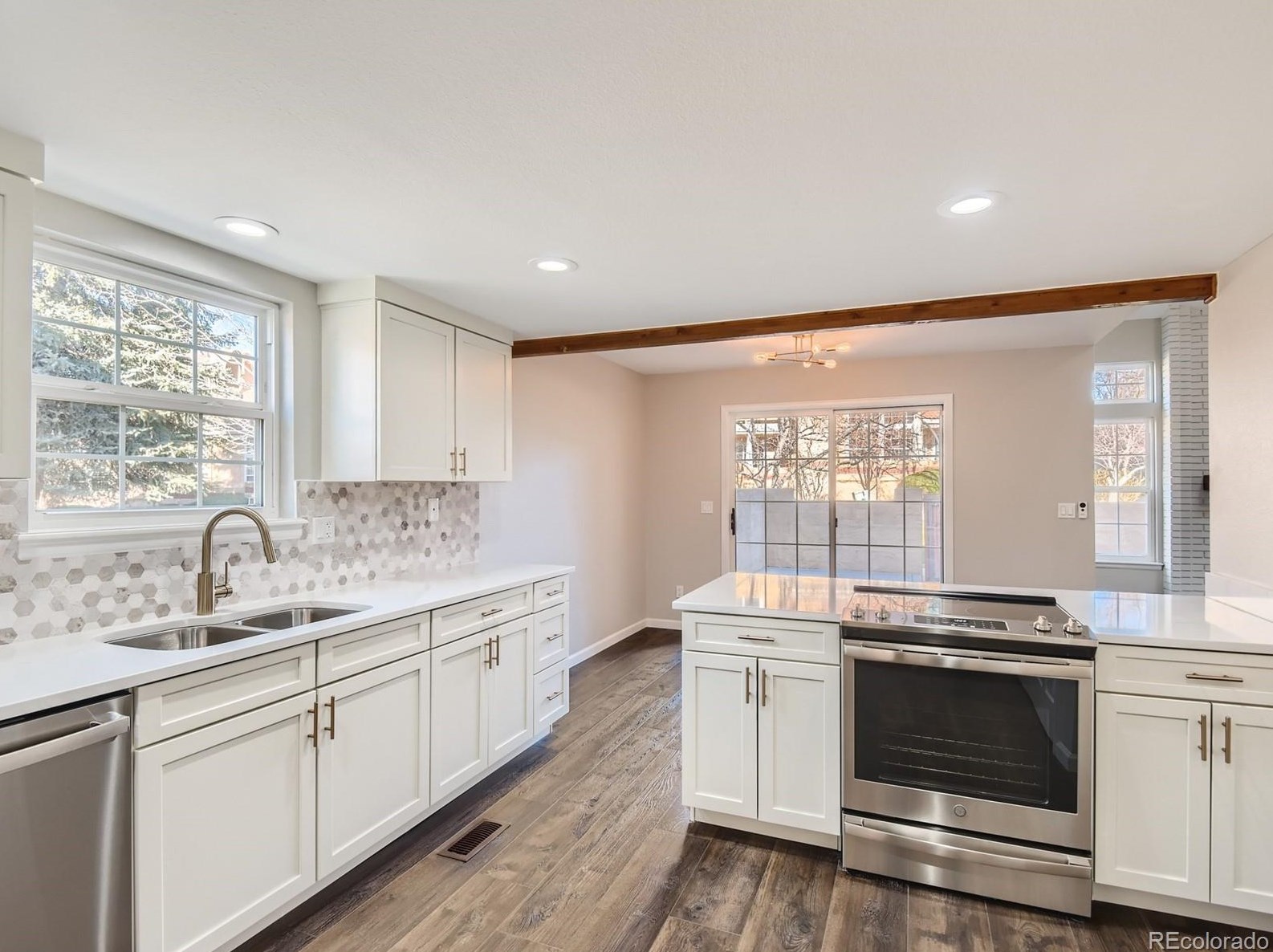 9151 Cactus Ct, Littleton CO  80124-3050 exterior