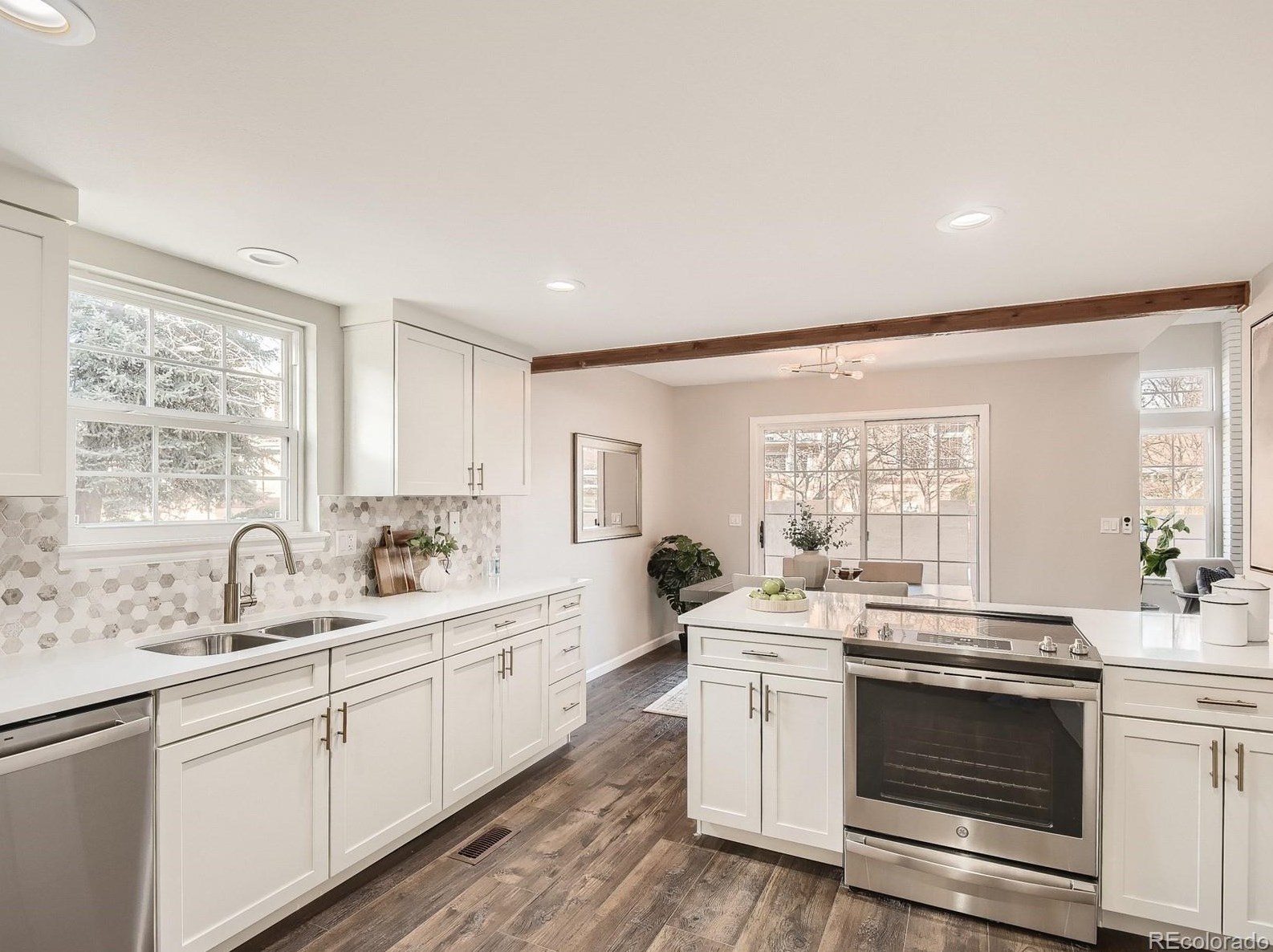 9151 Cactus Ct, Littleton CO  80124-3050 exterior