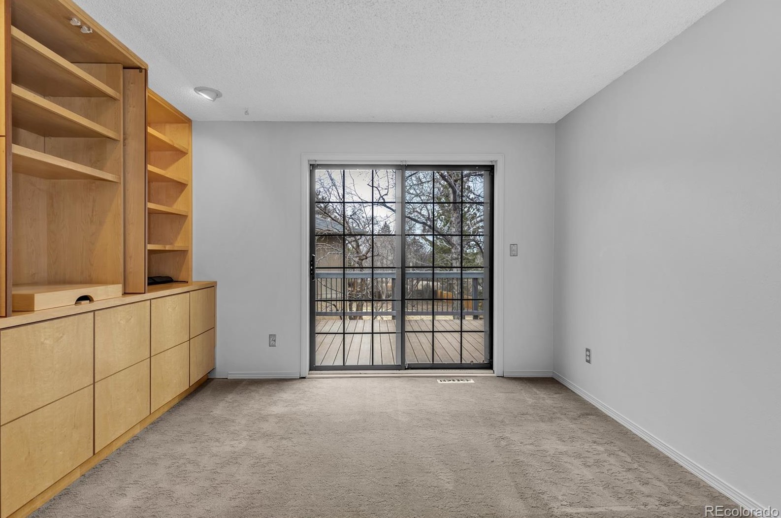 6131 Marion Way, Littleton CO 80121-2619 exterior