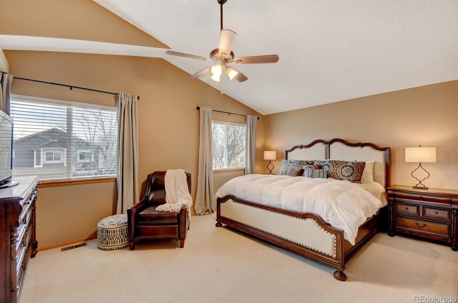 2337 Hyacinth Rd, Littleton CO 80129-4697 exterior