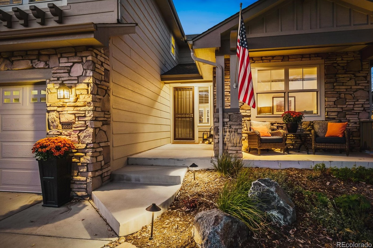 9859 Cambridge Pl, Littleton CO  80127-5907 exterior