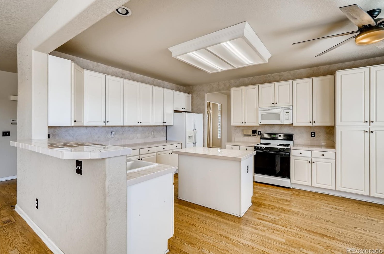 7125 Mtn Brush Cir, Littleton CO 80120 exterior