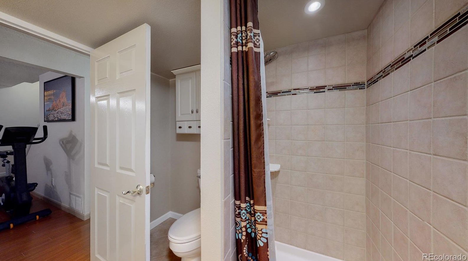 8542 Star Cir, Littleton CO 80128-6242 exterior