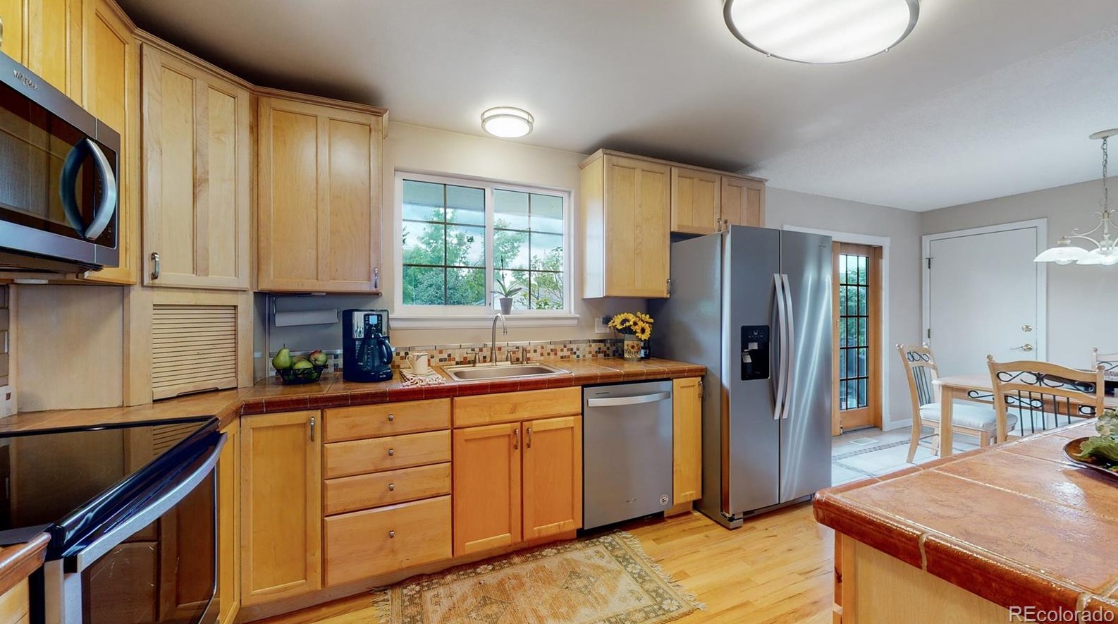 8542 Star Cir, Littleton CO 80128-6242 exterior