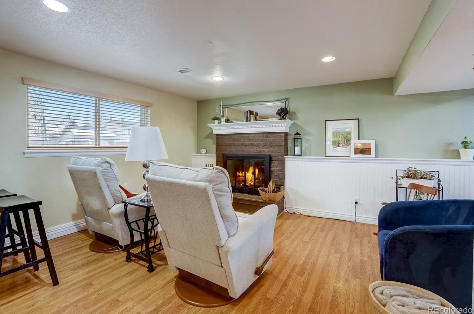 212 Helena Cir, Littleton CO 80124-2709 exterior