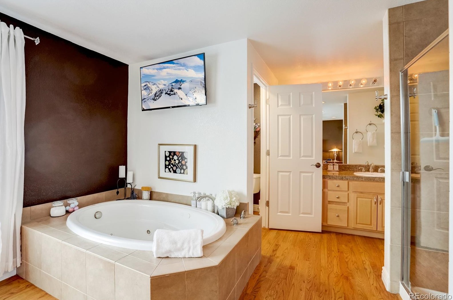 212 Helena Cir, Littleton CO 80124-2709 exterior