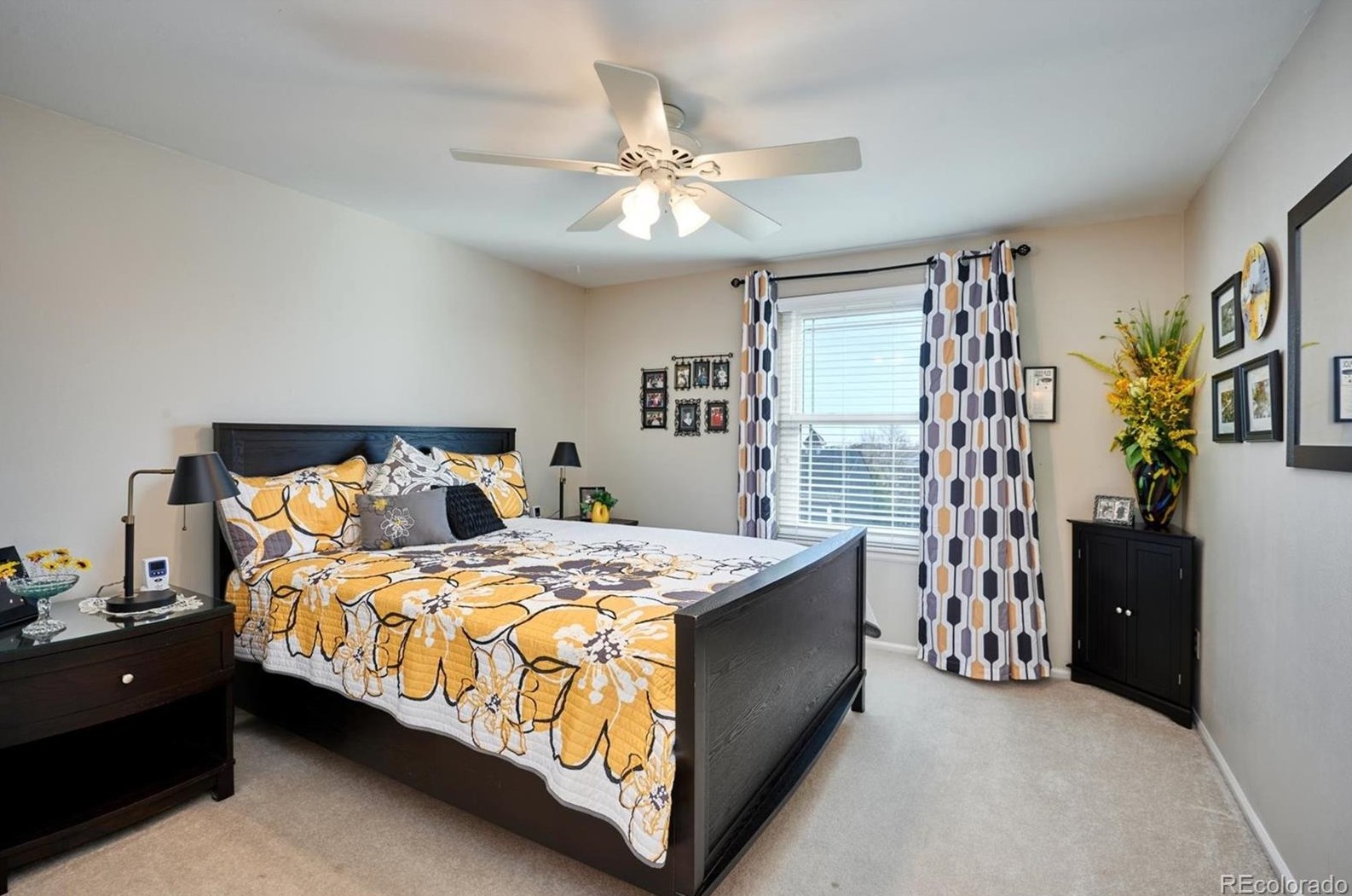 8604 Forrest Dr, Littleton CO  80126-2921 exterior