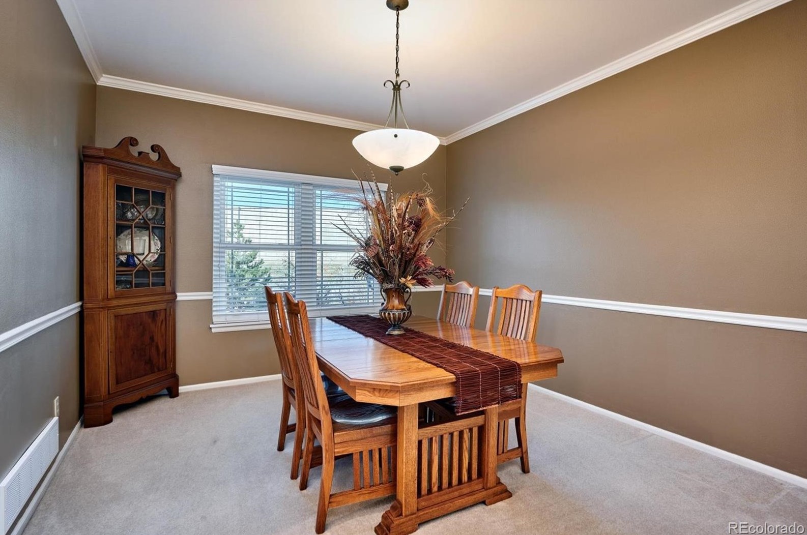 8604 Forrest Dr, Littleton CO  80126-2921 exterior